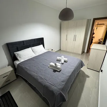 Samaras Seaside Apartment *